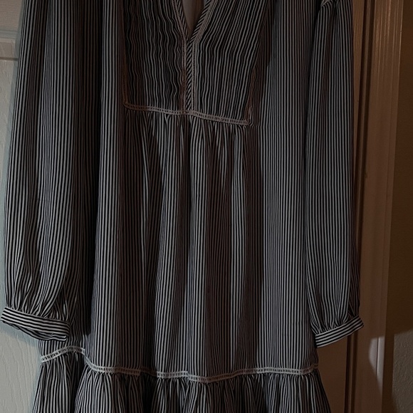 Banana Republic Stripe mini flare - Picture 4 of 5